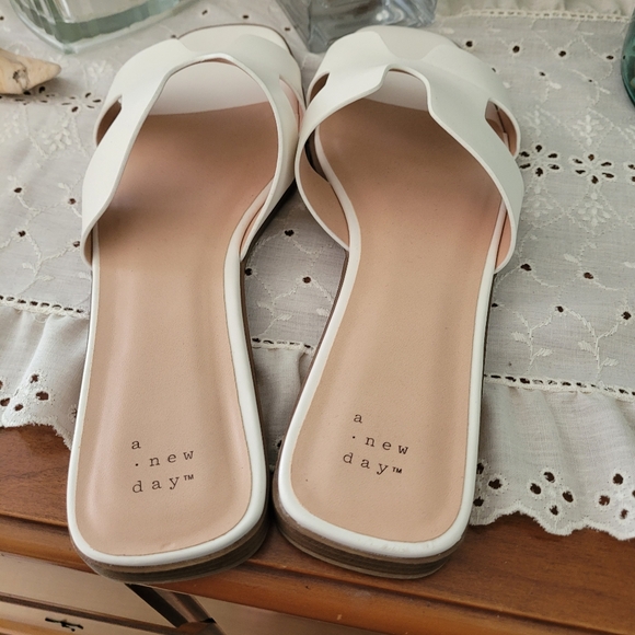 Nina Slide Sandals - Picture 4 of 6